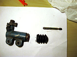 Dissecting and analyzing the clutch master and slave cylinder (photo intensive)-img_1634.jpg