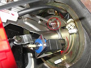 How to Replace Clutch Master Cylinder-dsc04453.jpg