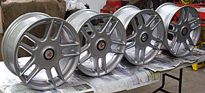 Official Graphite Gray Thread-wvooq.jpg