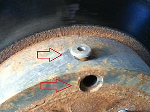 How to: Replace Rear Rotors and Pads-img_5841edit.jpg