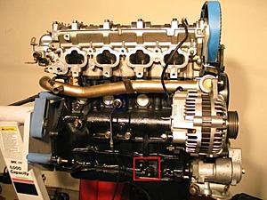 Alcohol Kit and Dyno Flash-knock-sensor-location.jpg