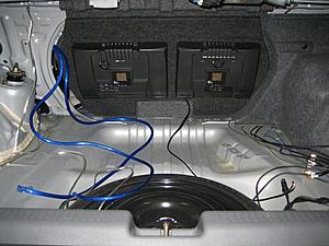 Back to work - Stereo Install-trunk-016.jpg
