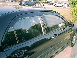 Side Window Air Deflectors-cimg0159.jpg
