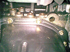 Can someone help diagnose this oil leak (photos)-02052011-001-.jpg