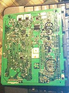 Does this ECU look fried?-ecu3.jpg