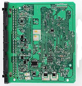 Does this ECU look fried?-ecu7.jpg