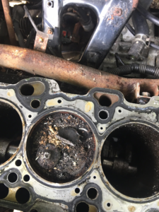 Engine carnage pics.-2.png