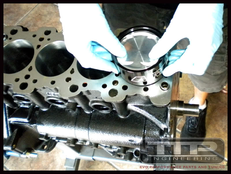 Name: TTP_PISTONS_INSTALLED.jpg
Views: 0
Size: 122.6 KB