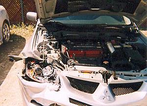 Pics of my Evo Ouchie-crash2.jpg