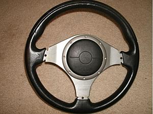 Evo 8 MOMO Steering wheel clips?-momo.jpg