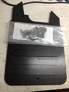 Bayson R side skirts?-1.jpg