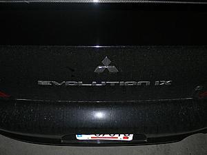 UK Evolution IX Badge INSTALL w/Pics-p1060348.jpg