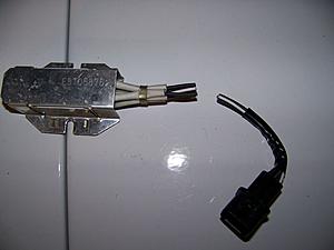 How to bypass the injector resistor box-100_0688.jpg
