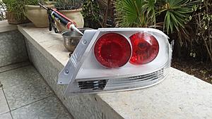 How To: Open Tail Lights Without A Dremel-2014-10-11-14.28.18.jpg