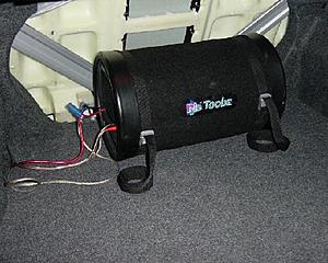 Anyone install a subwoofer yet?-sw1.jpg