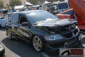 Anyone have BLACK evo with GOLD rims-cl136.jpg