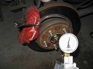Changing Brake Fluid - order?-img_2850.jpg