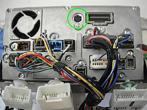 ipod / iphone MMCS connection-mmcs-rear.jpg