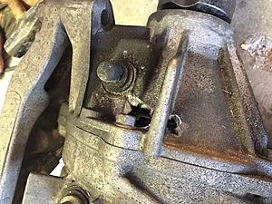 Rear Diff options-hole-2-3.jpg