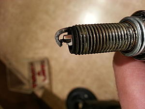 Need help, spark plug issue-20130908_175730.jpg