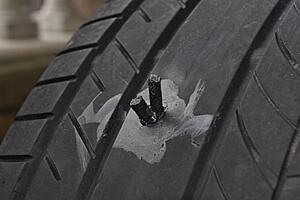 Should I replace this tire as a set?-vmr5iei.jpg