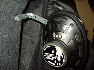 Safe to have speaker w/no box?-back.jpg