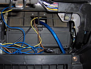 Rubber gromet-wires.jpg