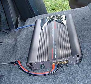 passenger seat-amp.jpg