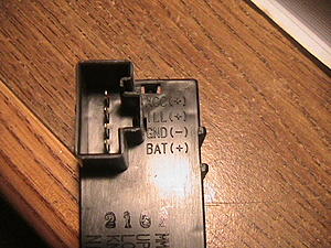 12v connection where?-img_0676.jpg