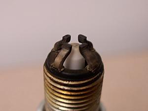 Help Bosch +4's-plugs2.jpg