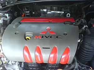 Newly painted engine cover, spark plus cover, and fuse box cover-dsc00174.jpg