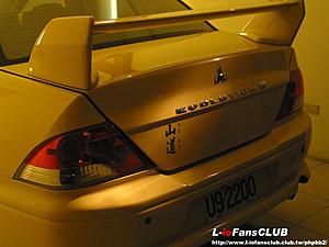 Taiwan Lancer EVO7 kit-trunk.jpg