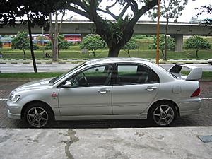 Evo 8 spoiler-side-view.jpg