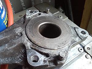 Strange grinding with throwout bearing. Need help !-20150608_193617.jpg