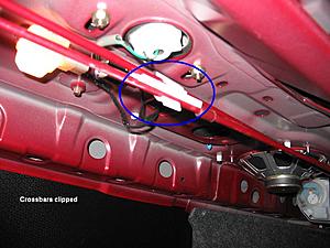 Rattling coming from trunk/ rear struts?-clip.jpg