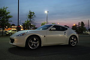 2011 370z 6mt with sport package 4800 miles for sale or trade plus cash in MD-z.jpg