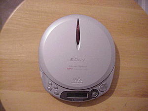 For Sale: gameboy advance, sony portable mp3cdplayer, seimens camera, wireless router-mvc-301l.jpg