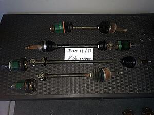 Front axles (damaged boots)-yjs6sqn.jpg